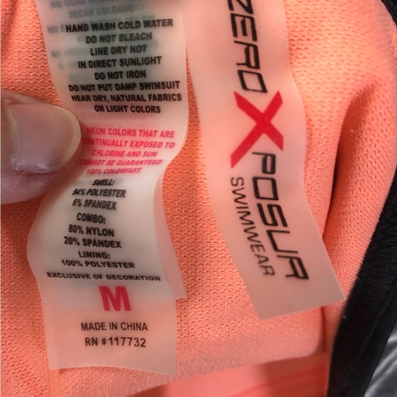 Swim top with built in bra - Picture 3 of 3